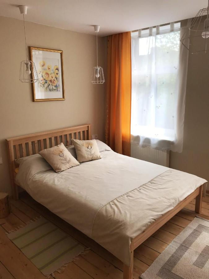 Starp Krastiem Apartment *