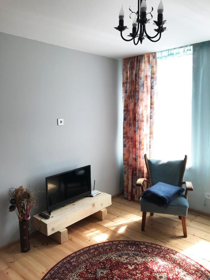 Starp Krastiem Apartment *